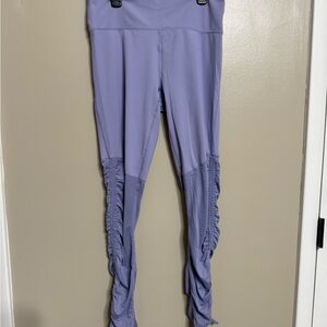 FABLETICS Lavender Purple High Rise Leggings w/ Mesh Ruched Gathered Legs